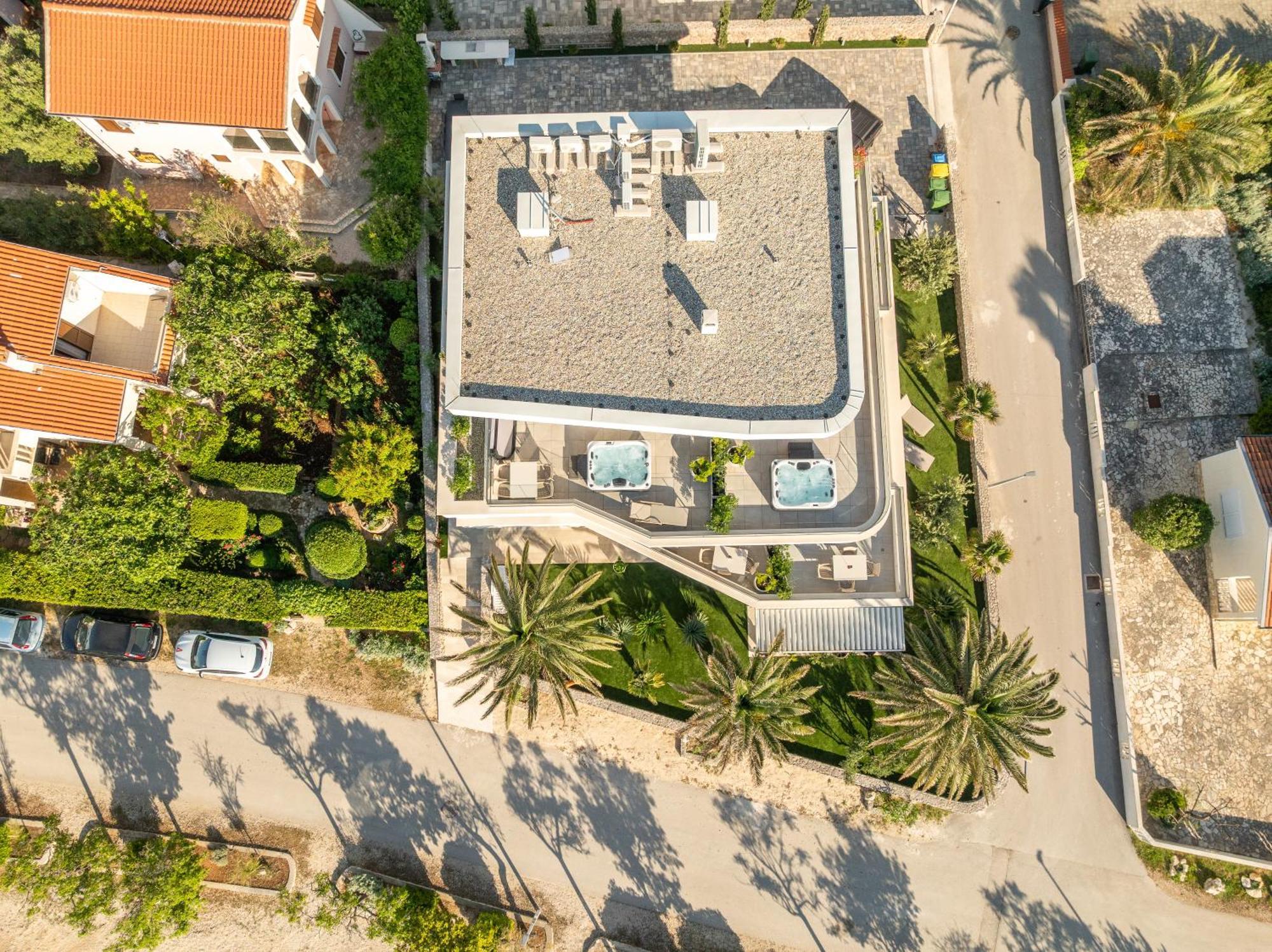 Apartments Dernaj Vir Exterior foto